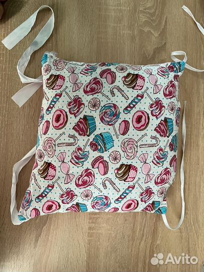 Бортики подушки в кроватку