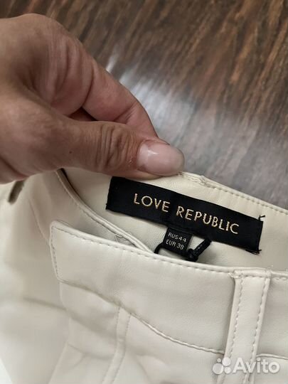 Продам брюки с разрезами Love republic