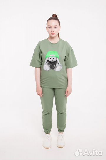 Женский костюм оверсайз