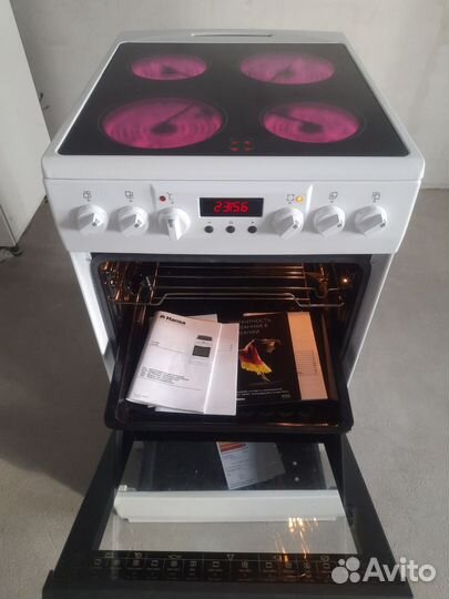 Плита Hansa стеклокерамика 4к, ковекц, тайм, 250С