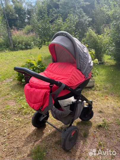Продам коляску 3 в 1