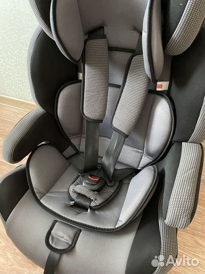 Автокресло Siger 9-18кг