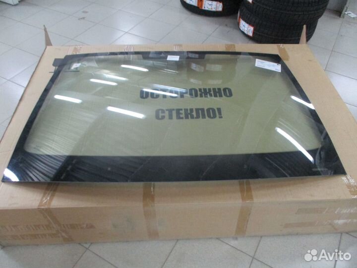 Стекло лобовое Citroen Berlingo 8116RH