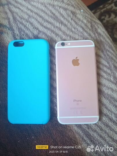 Телефон iPhone 6s