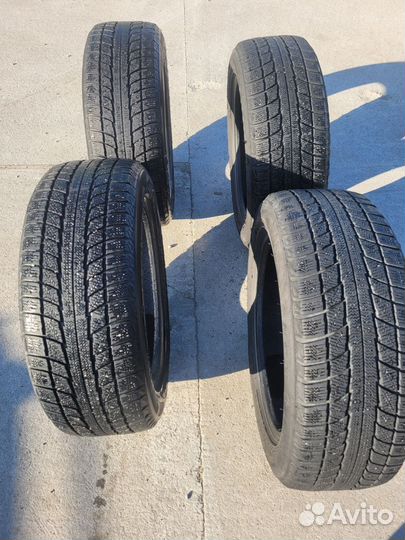 Triangle TR777 215/55 R17