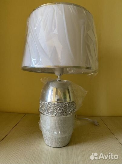 Настольная лампа Remeco