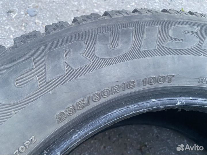 Bridgestone Ice Cruiser 7000 235/60 R16