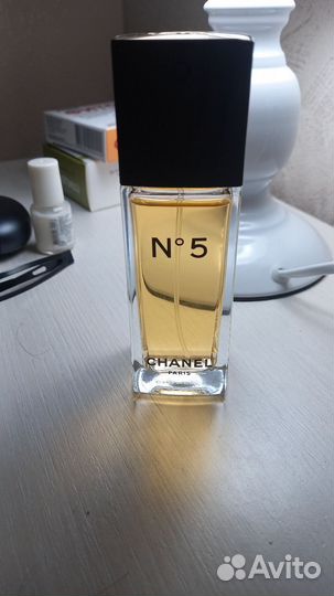 Chanel No 5 Eau de Toilette Chanel