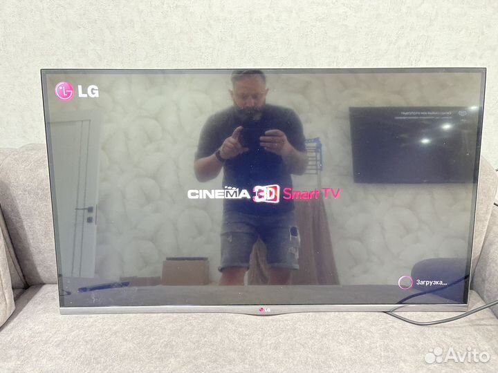 Телевизор lg 42 дюйма со SMART tv и 3D