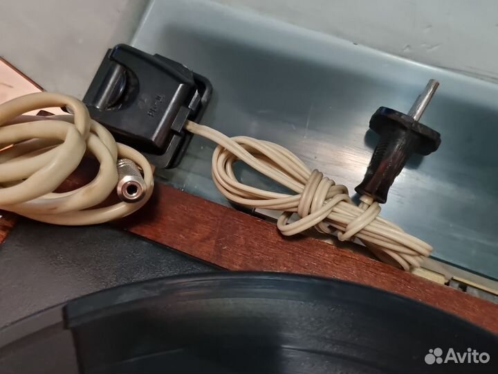 Проигрыватель для винила Вега 106