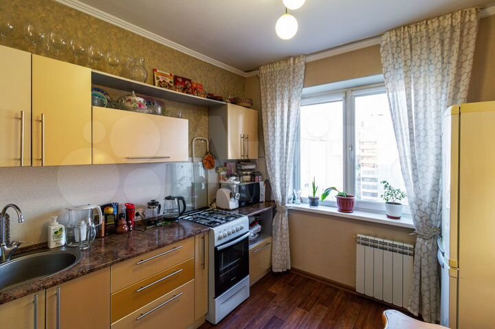 2-к. квартира, 53 м², 9/10 эт.