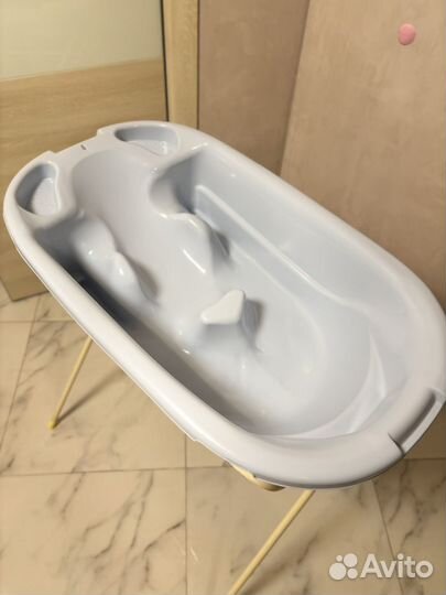 Детская ванночка с подставкой