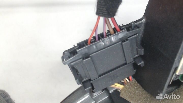 Сабвуфер Audi A8 (D3), 2007