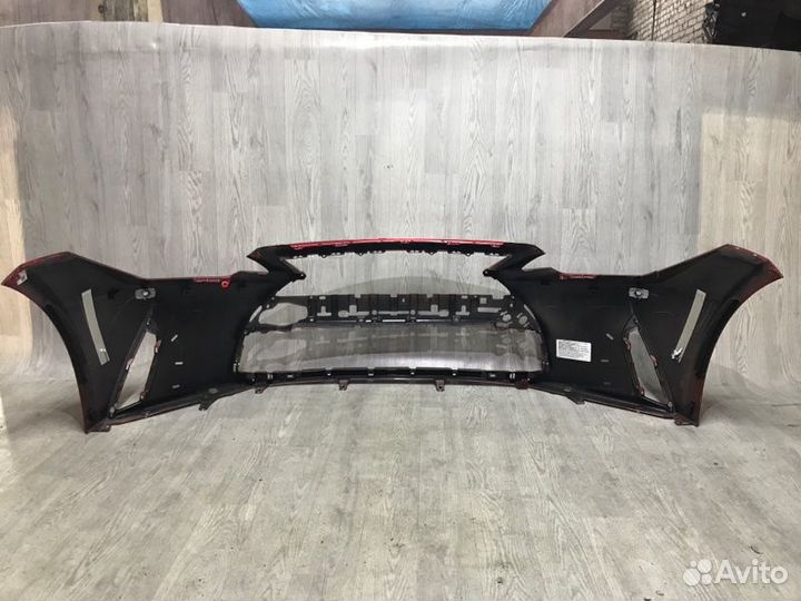 Бампер перед. lexus IS250