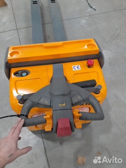Рохля электрическая 2 т вилы 2,105 м Li-ion