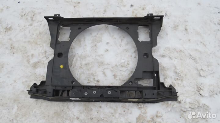 Рамка радиатора Citroen DS4 7104RR