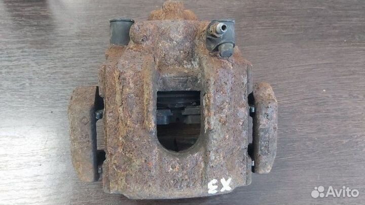 Суппорт тормозной задний правый Bmw X3 2.0D E83