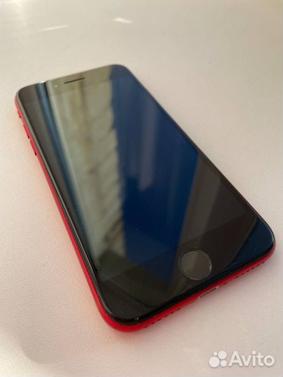 iPhone 8, 64 ГБ