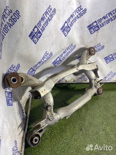 Подрамник задний Bmw 750I седан 4.8 N62B48B 2007