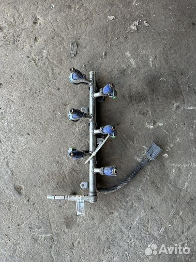 Cadillac srx комплект форсунок