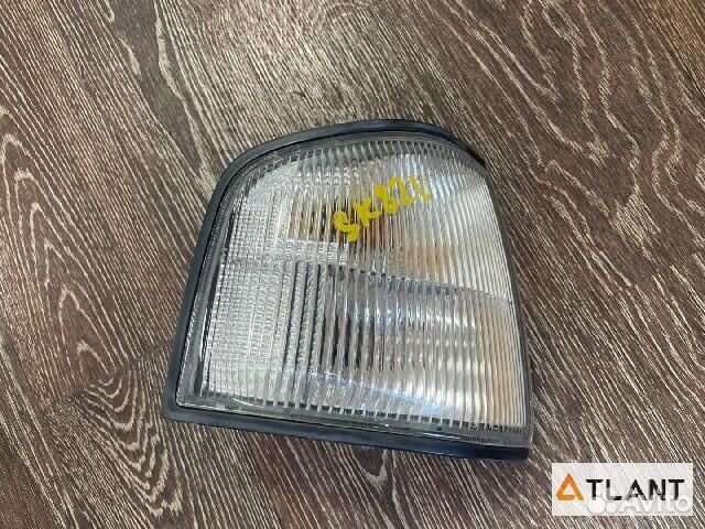 Габарит правый mazda bongo