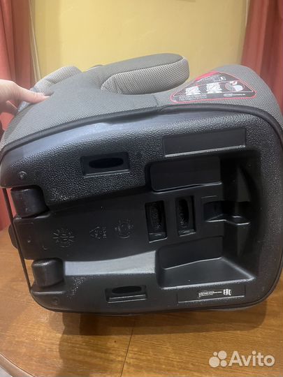 Автомобильное кресло