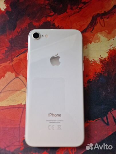 iPhone 8, 64 ГБ