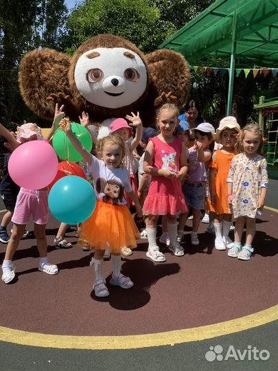 Аниматоры медведь, чебурашка