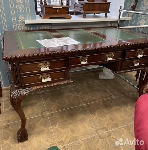 Письменный стол из массива резной 140см купить в Москве | Товары для ...
