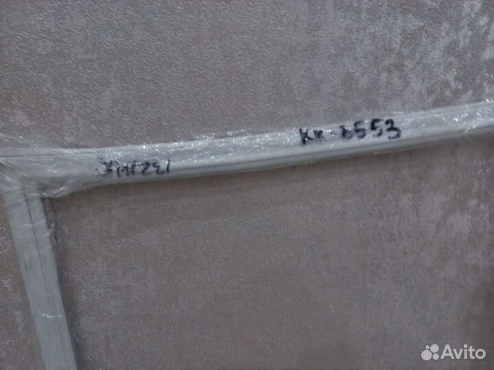 Прокладка на холодильник Бирюса 56*57см