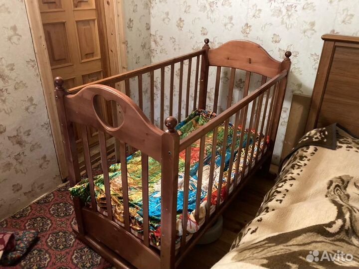 Детская кроватка