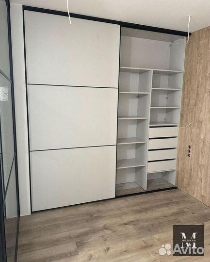 Шкаф встроенный