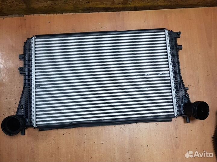 Радиатор интеркулера Audi/VW/Skoda/Seat 1K0145803T