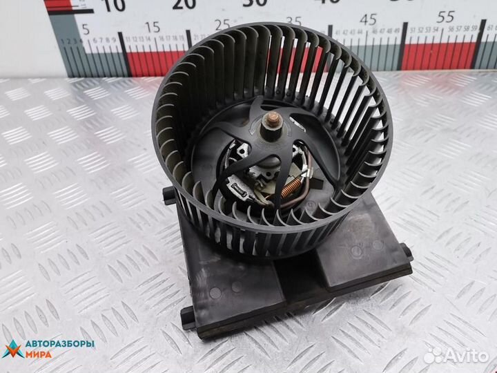 Моторчик печки Volkswagen Golf GTI 4 2001