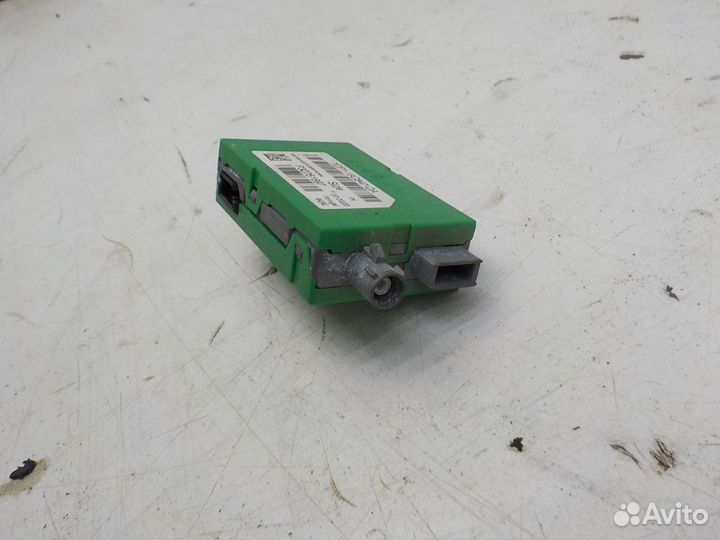 Антенна Ford Kuga 2008