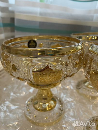 Вазы с позолотой