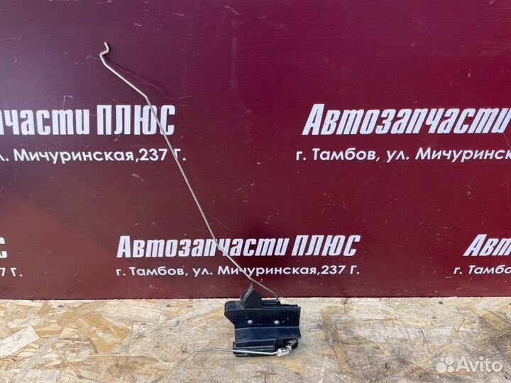 Замок двери задний правый Renault Sandero Stepway