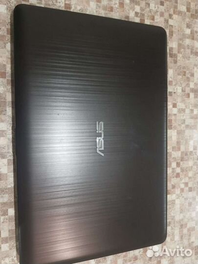 Ноутбук asus