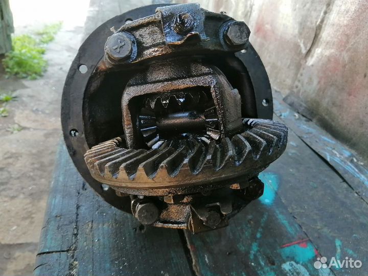 Редуктор моста м-412 38/9 зубьев