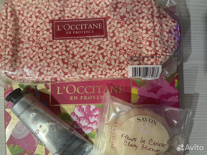 Loccitane набор вишневый цвет