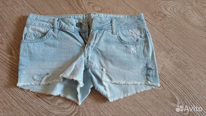 Шорты женские Colin's