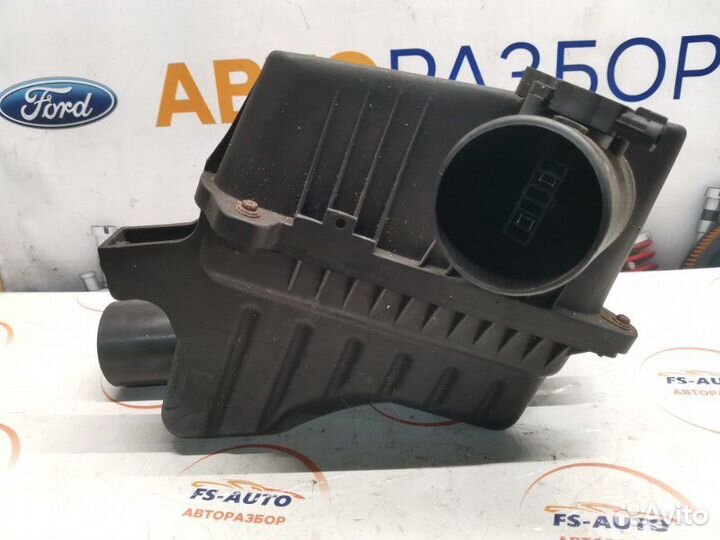 Корпус воздушного фильтра Chevrolet Captiva 2.2