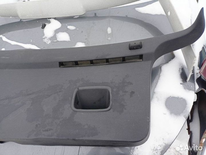 Обшивка багажника Volkswagen Golf 4 хэтчбек 1.4