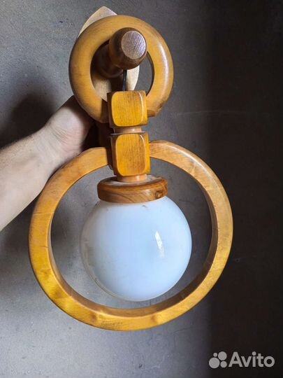 Ретро светильник из натурального дерева