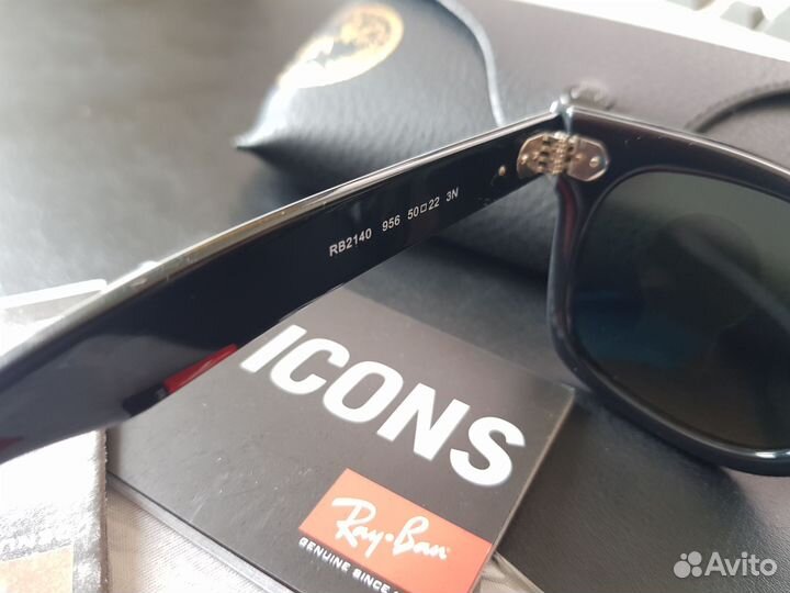 Солнцезащитные очки Ray-Ban Wayfarer RB2140 956 3N