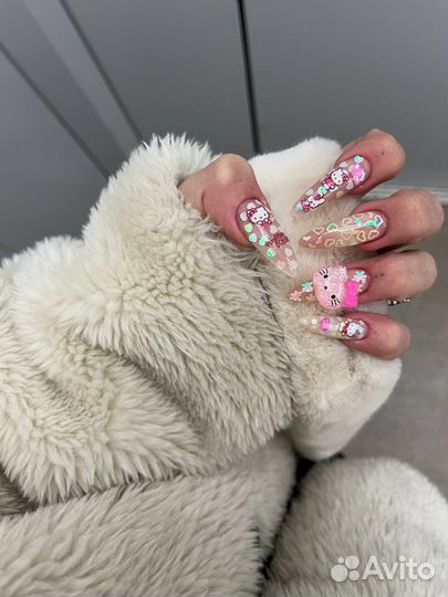 Наращивание ногтей