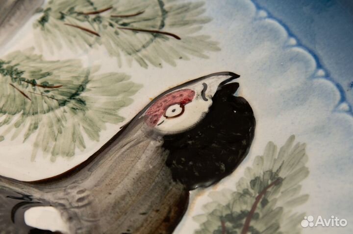 «Глухарь». Фаянс, роспись. Конаков