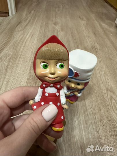 Игрушка Маша Медведь