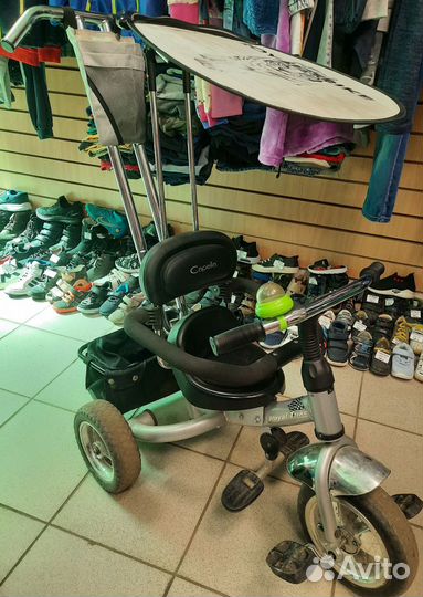 Трехколесный велосипед