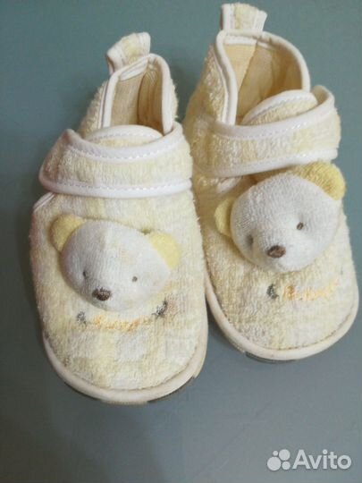 Детские вещи (пинетки)